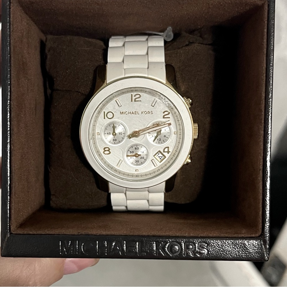 Michael Kors 258801 White Watch Gold Accent